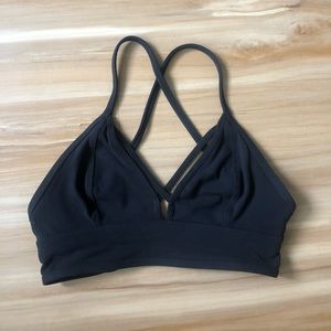 Strappy sports bra - lululemon